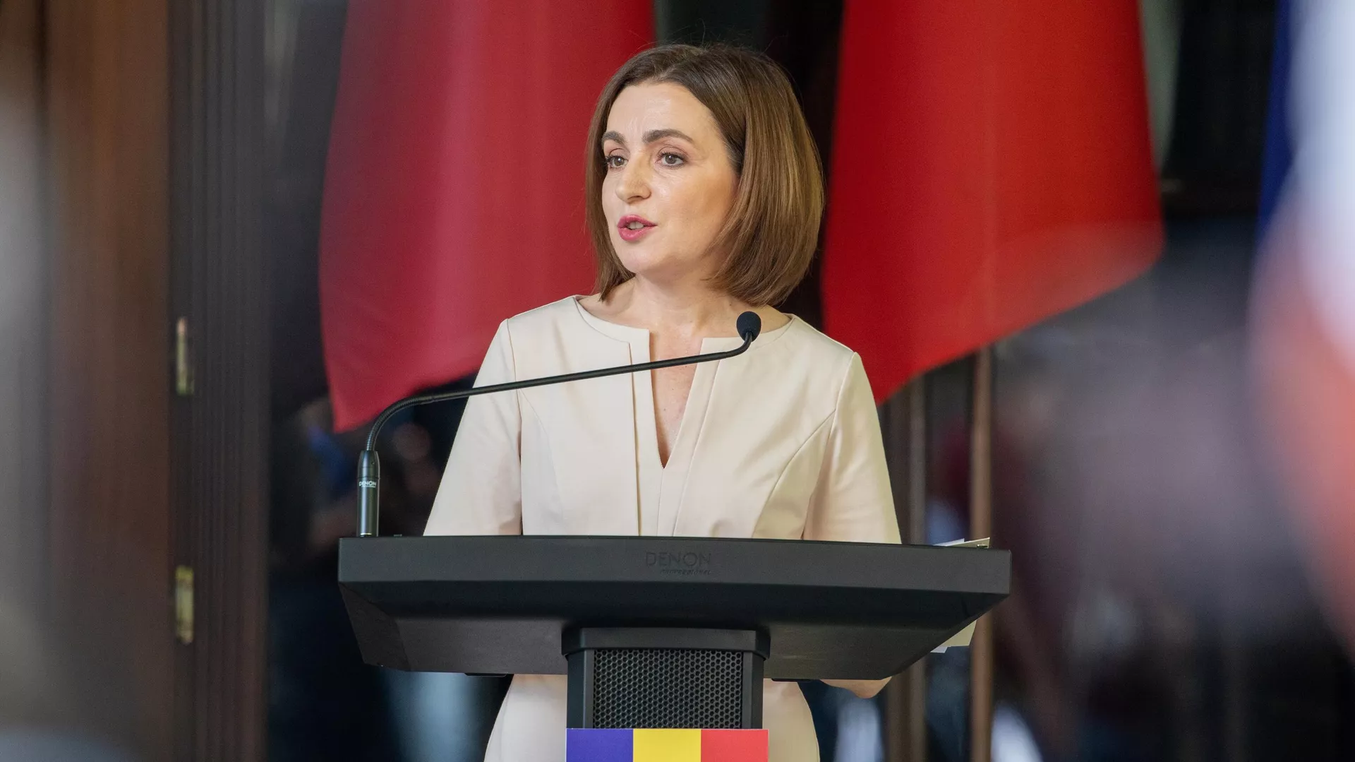 Սանդուն ողջունել է եվրոյին անցումը որպես հիմնական արժույթ