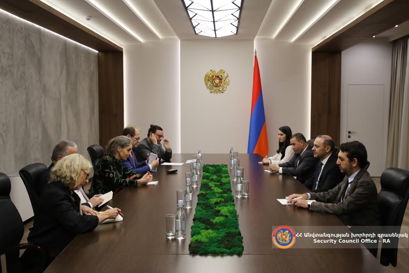 Արմեն Գրիգորյանն ընդունել է Հարավային Կովկասի և Վրաստանի ճգնաժամի հարցերով ԵՄ հատուկ ներկայացուցչին