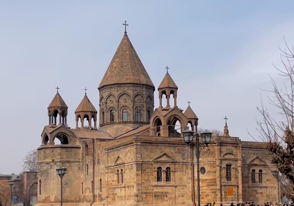 Կատարվել են եկեղեցականների նոր նշանակումներ