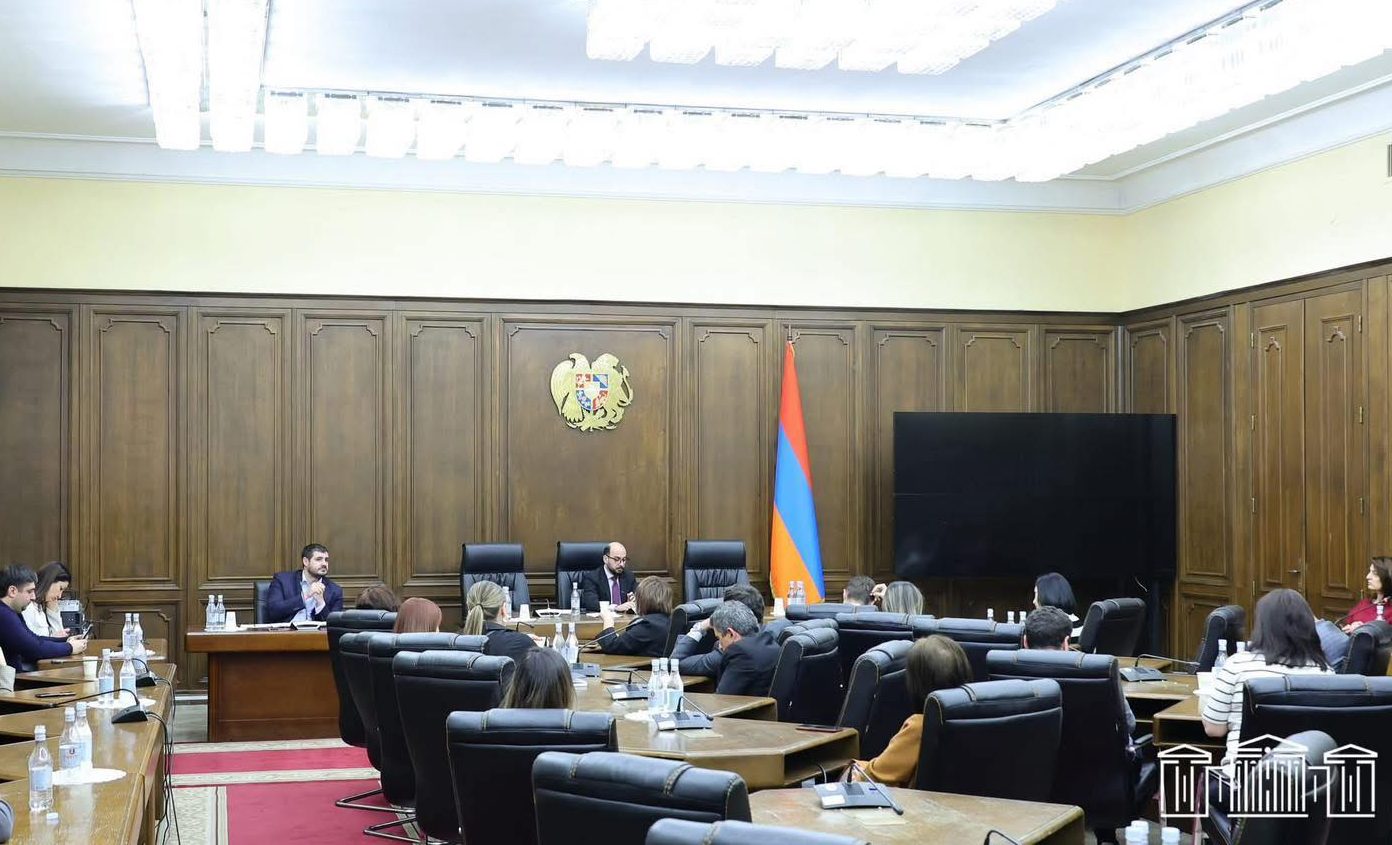 Ազգային ժողովում տեղի է ունեցել «Քաղաքացիական պայմանագիր» խմբակցության նիստ
