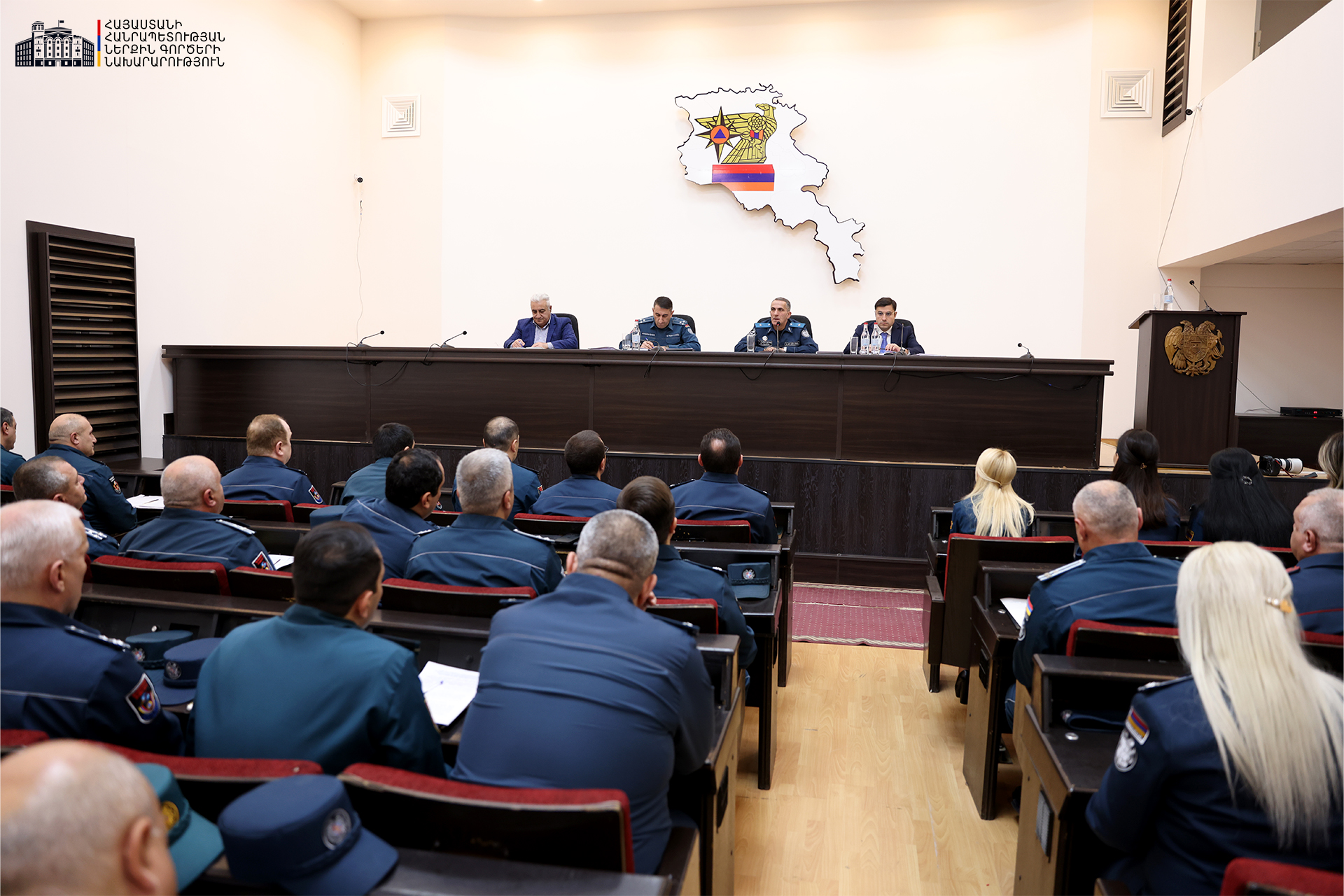 Արտակարգ իրավիճակներում բնակչության պաշտպանության, քաղաքացիական պաշտպանության համակարգերի կատարելագործման ուղղությամբ անցկացվել է աշխատանքային խորհրդակցություն