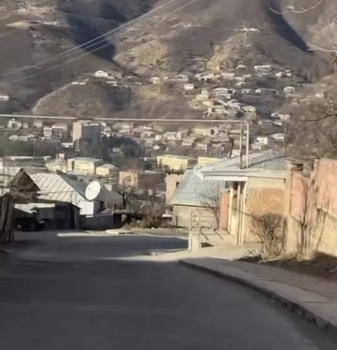 Իջևանի Տերյան փողոցն իր գոյության ընթացքում առաջին անգամ կոյուղի ունի և 45 տարի անց հիմնանորոգվել է. Փաշինյան