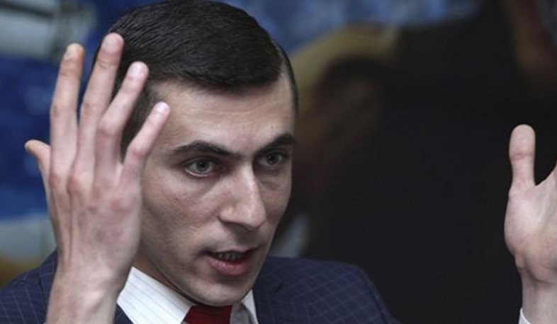 Երևանում և հանրապետության տարբեր հատվածներում օդում նկատվող սառցե բյուրեղները ձյան տեղումներ չեն․ Սուրենյան