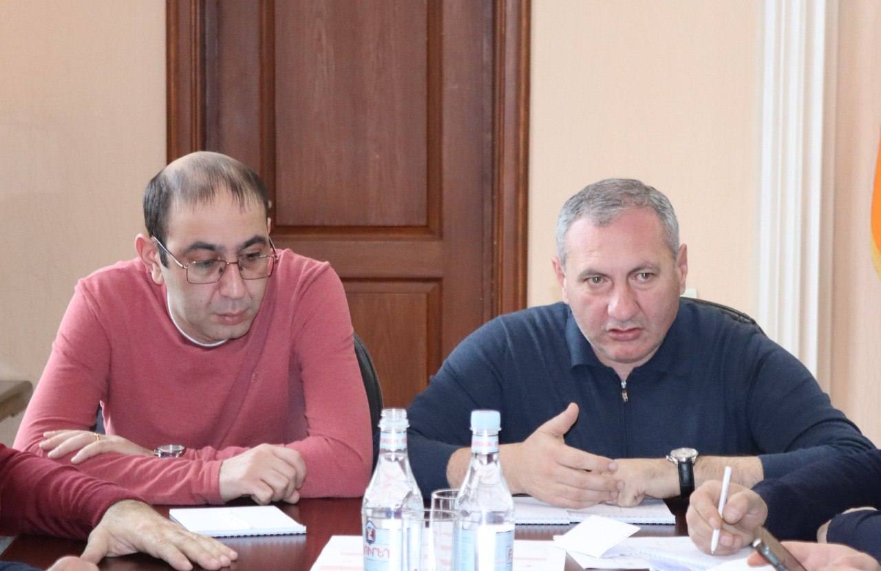 Ստեփանավանի համայնքապետարանում քննարկվել են Աշոտաբերդ թաղամասում տեղի ունեցած հրդեհի հետևանքների վերացման ուղղությամբ աշխատանքները