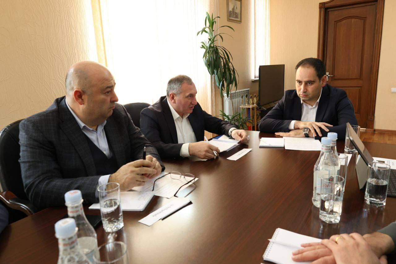 Ստեփանավանի համայնքապետարանում անցկացվել է օպերատիվ աշխատանքային շտաբի նիստը