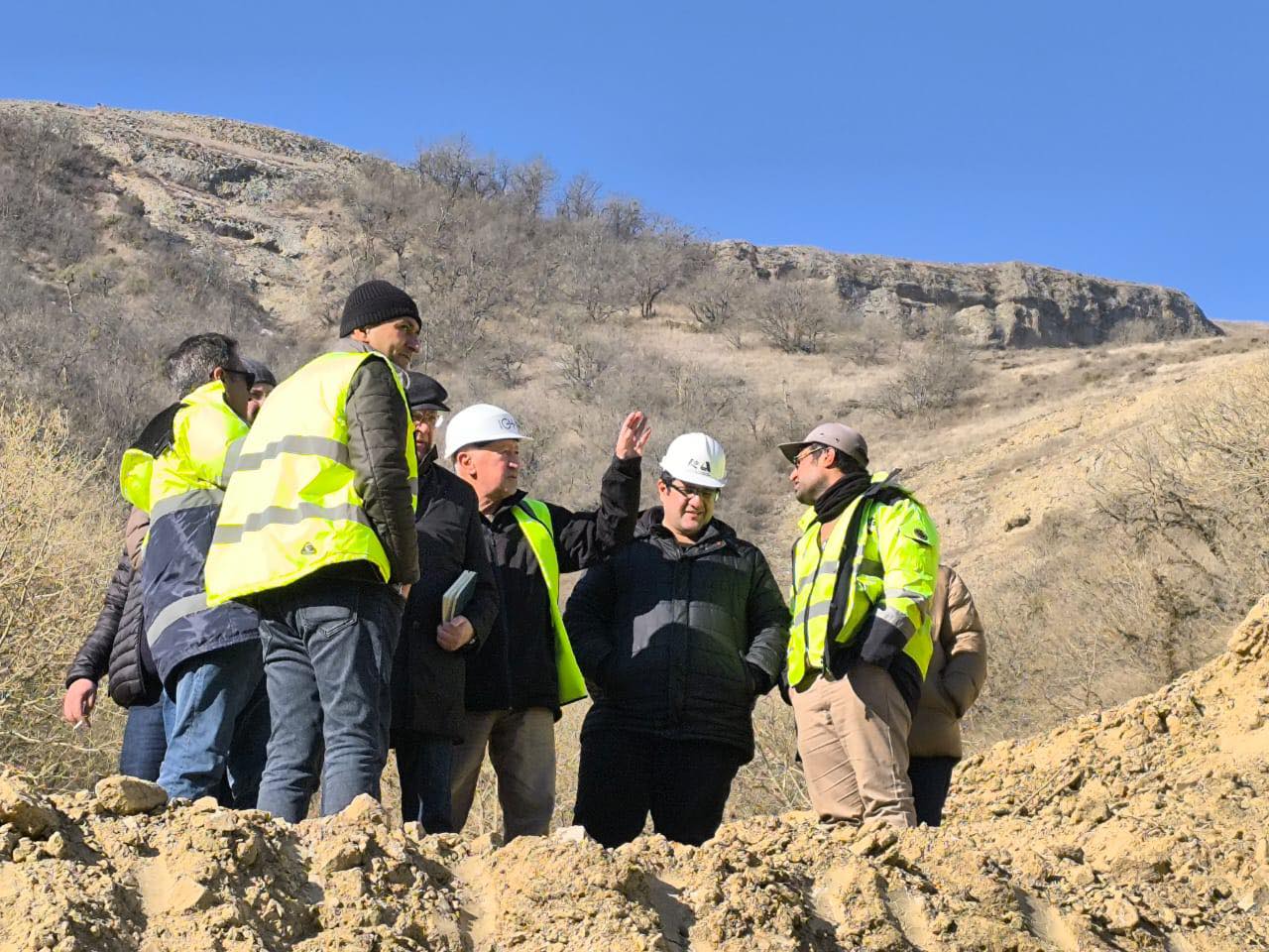 Դիտարկվել են Հյուսիս-հարավի Քաջարան-Ագարակ ճանապարհի կառուցման աշխատանքները