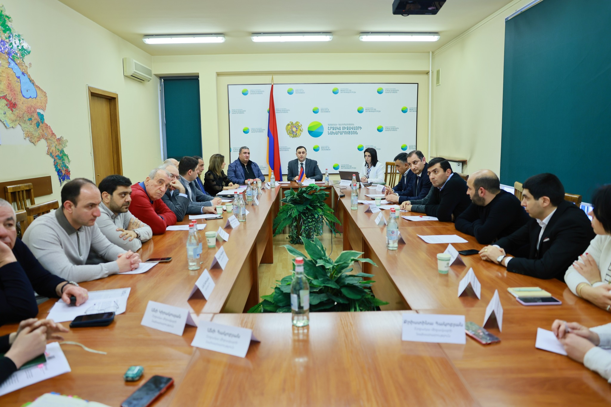 Շինարարության ոլորտի ներկայացուցիչների հետ քննարկվել են մթնոլորտային օդի որակի խնդիրները