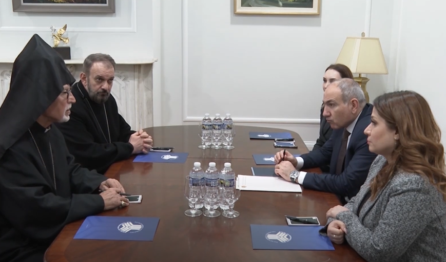 Նիկոլ Փաշինյանը հանդիպել է Եկեղեցիների համաշխարհային խորհրդի և Վատիկանի միջև հանձնախմբի ատենապետին