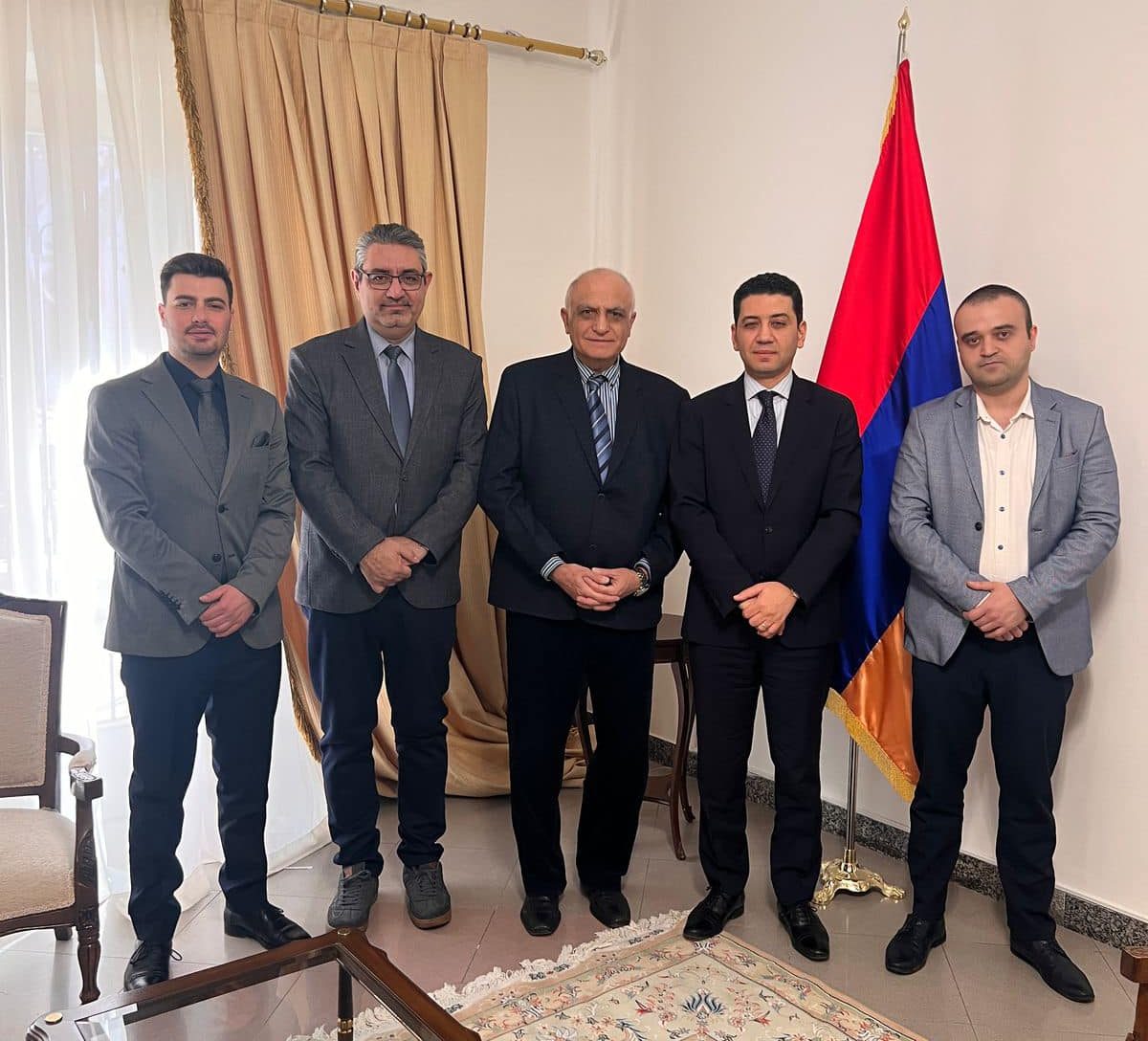 Իրանում ՀՀ դեսպանն ընդունել է Հայ Ճարտարապետների և Ճարտարագետների միության վարչության անդամներին