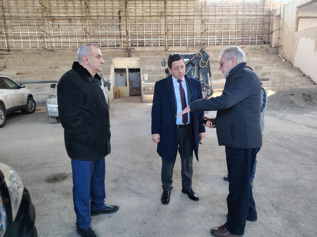 Քաղաքաշինության կոմիտեի նախագահը շրջայց է կատարել շինարարական հրապարակներում