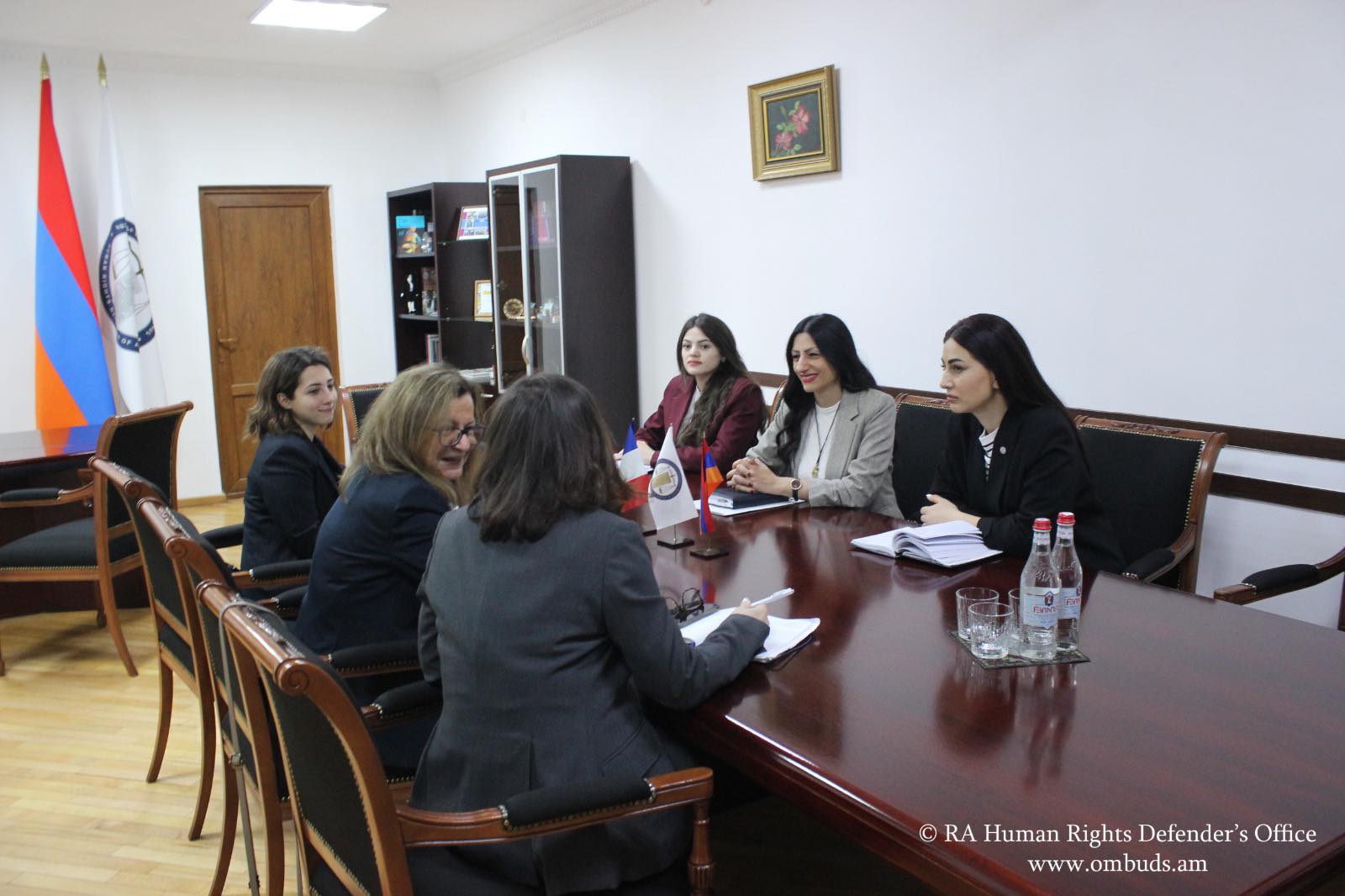 Անահիտ Մանասյանը Հայաստանում Ֆրանսիական համալսարանի ներկայացուցիչների հետ քննարկել է իրավաբանական կրթության և մարդու իրավունքների պաշտպանության հարցերը