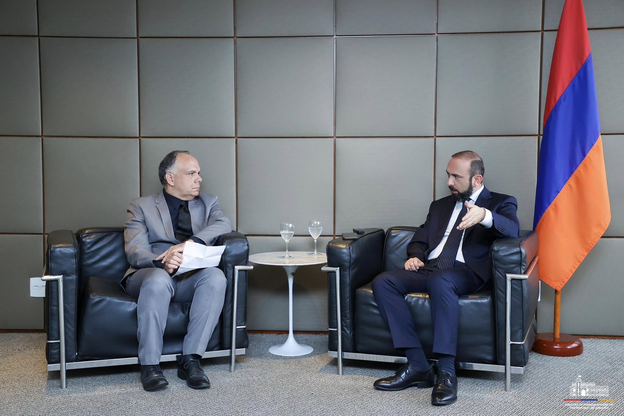 Խաղաղության համաձայնագրի շուրջ բանակցություններին զուգահեռ Ադրբեջանին ներկայացրել ենք նաև այլ առաջարկներ, որոնք, մեր համոզմամբ, կլինեն երկուստեք շահավետ․ Միրզոյան