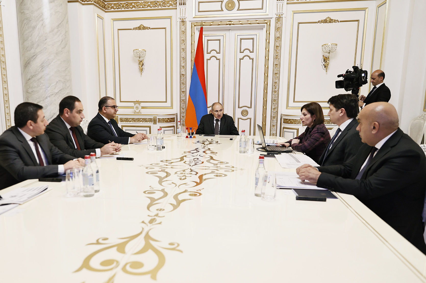 Վարչապետի գլխավորությամբ քննարկվել է առողջապահական հաստատությունների կառուցման ծրագրերի ընթացքը