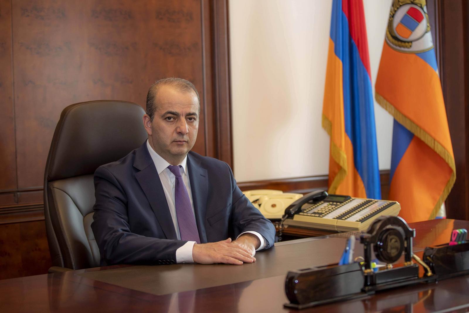 ԱԱԾ տնօրենը մանրամասներ ներկայացրեց Հայաստանի և Ադրբեջանի անհետ կորածների և գերիների հարցերով հանձնաժողովների հանդիպումից