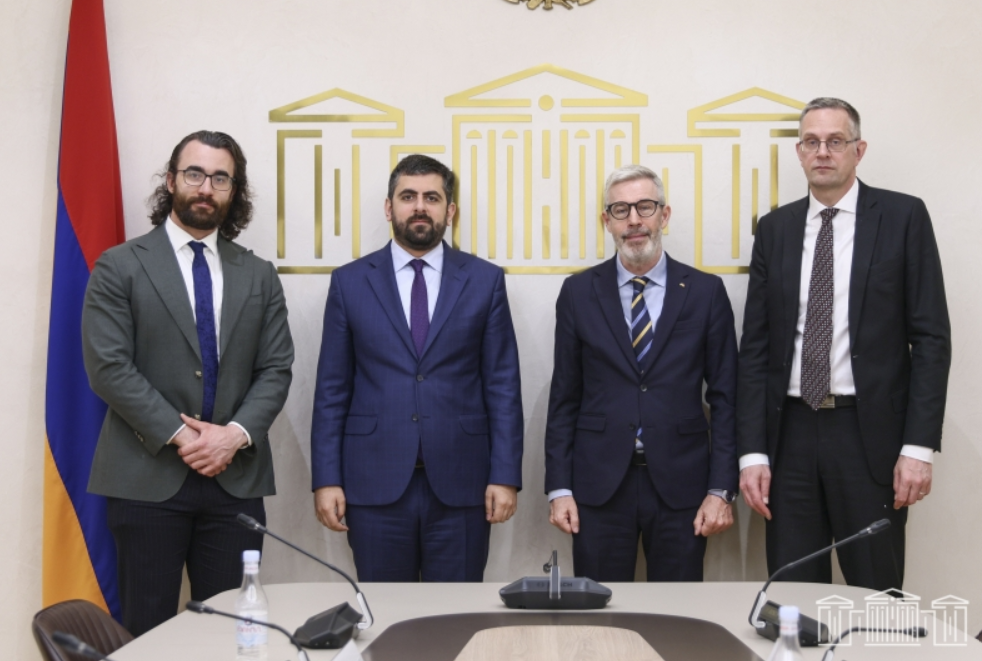 Սարգիս Խանդանյանը հանդիպել է Ստոկհոլմի Արեւմտյան Եվրոպայի ուսումնասիրությունների կենտրոնի ներկայացուցիչներին