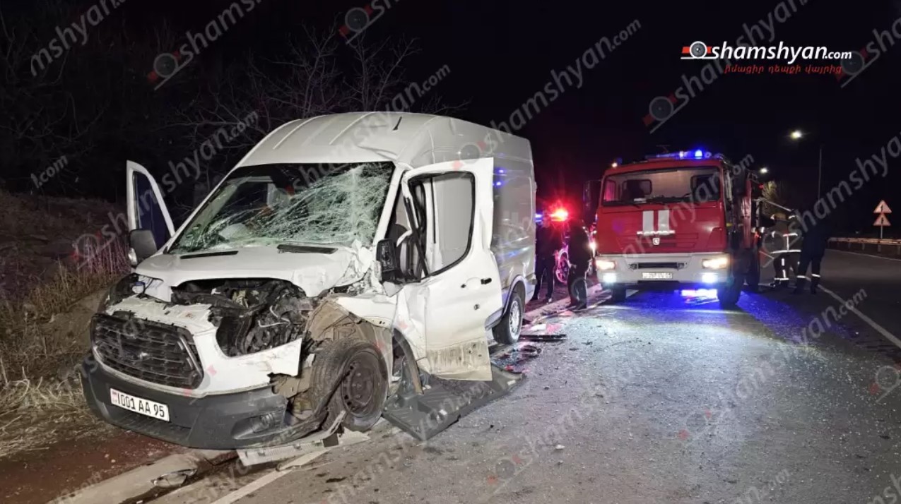 Արագածոտնի մարզում բախվել են «Ford Transit»-ն ու «Kamaz»-ը. կա վիրшվnր