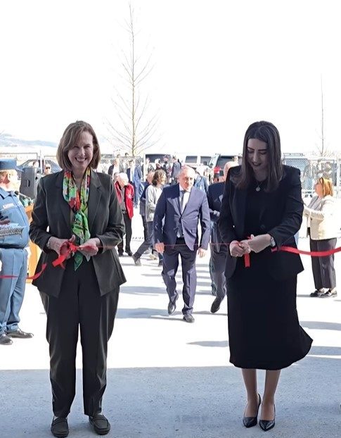ՆԳ նախարարն ու ՀՀ-ում ԱՄՆ դեսպանը մասնակցել են Ստեփանավանի հրշեջ-փրկարարական նոր կայանի բացման արարողությանը