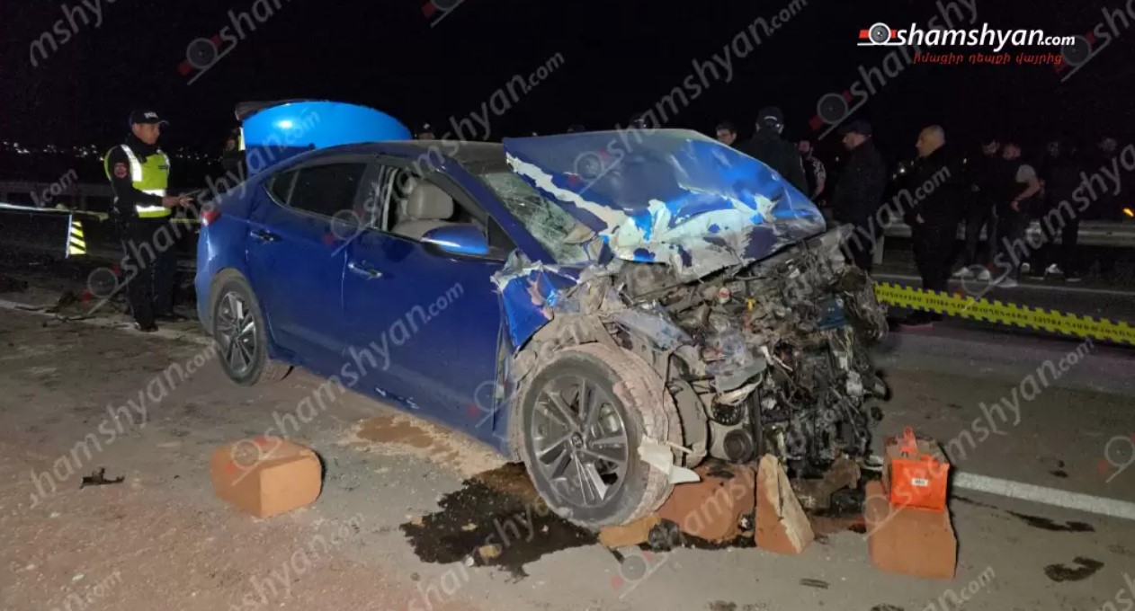 Շիրակի մարզում բախվել են «Hyundai Elantra»-ն և տուֆ քարով բարձված «ԶԻԼ»-ը․ կա զոհ և վիրավոր