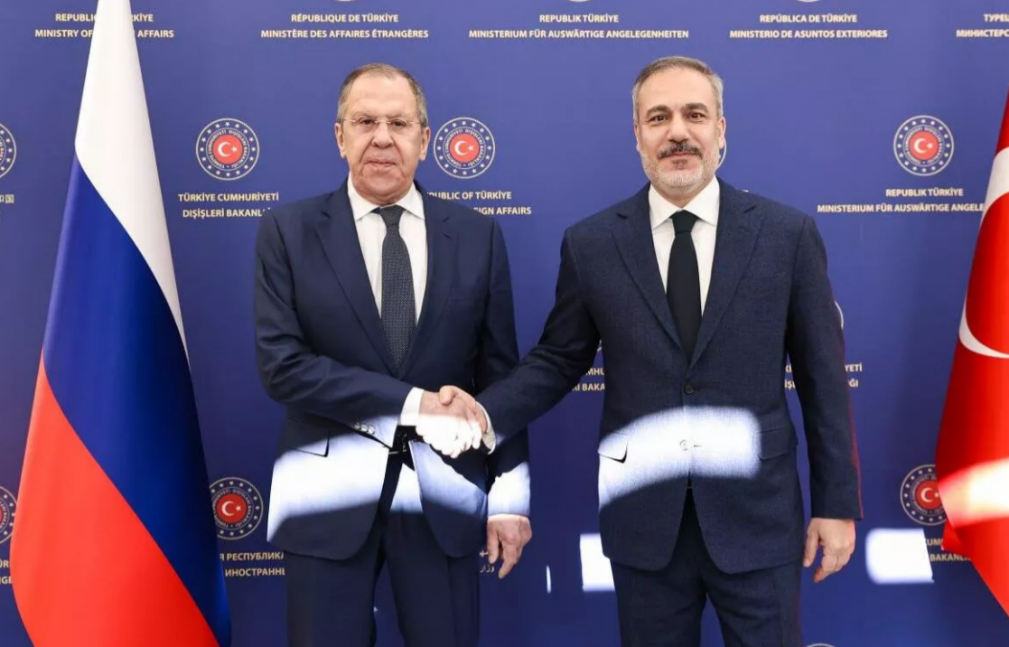 Ֆիդանը Լավրովի հետ քննարկել է Ուկրաինայում ստեղծված իրավիճակը