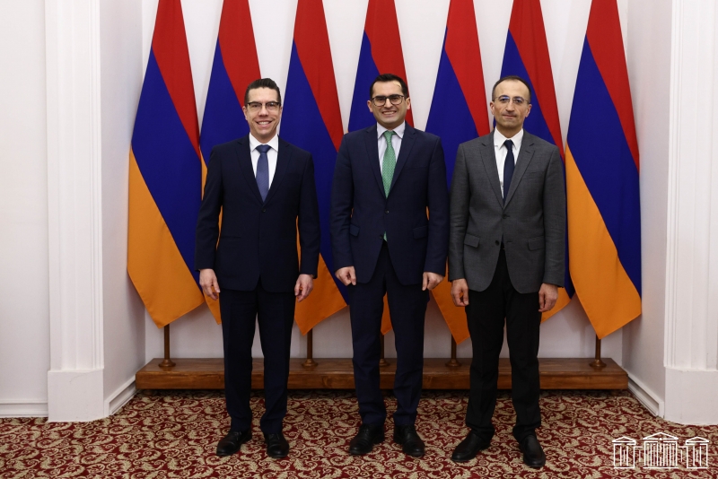 Հակոբ Արշակյանն ընդունել է ՀՀ-ում Բրազիլիայի դեսպանին