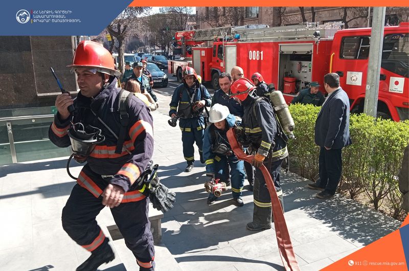 Երևանի հյուրանոցներից մեկում անցկացվել է հատուկ տակտիկական ուսումնավարժանք