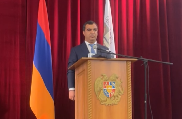 Վալոդյա Գրիգորյանը ստանձնեց Փարաքար համայնքի ղեկավարի պաշտոնը