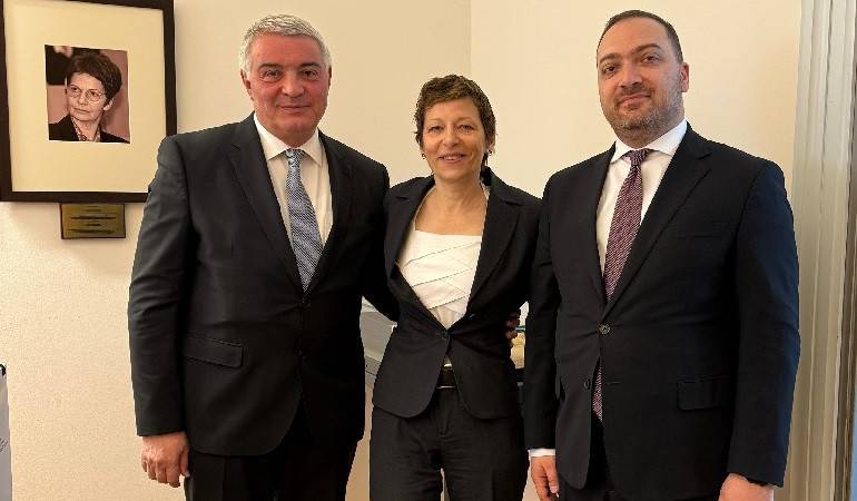 ԱԳՆ գլխավոր քարտուղարը հանդիպել է Սլովենիայի ԱԳՆ ռազմավարական հետազոտությունների և վերլուծությունների ծառայության տնօրենի հետ