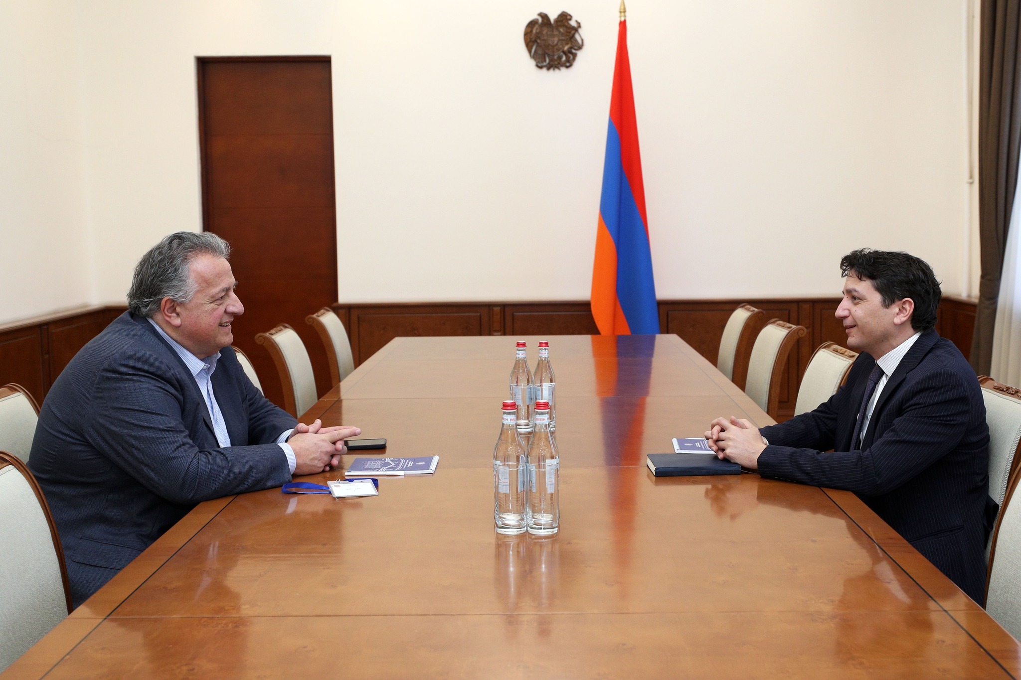 ՀՀ ֆինանսների նախարարը հանդիպել է Նուբար Աֆեյանի հետ