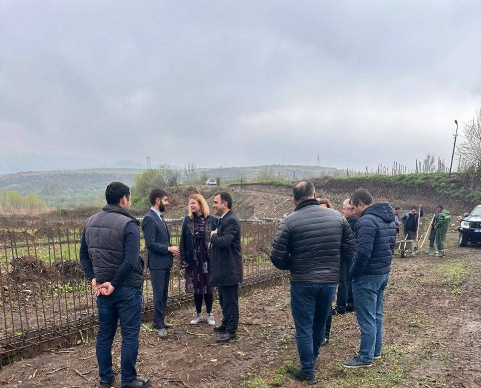 Իրականացնում է Տնամերձ հողամասերում այգեհիմնման և ոռոգման արդիական համակարգերի ներդրման փորձնական ծրագիրը
