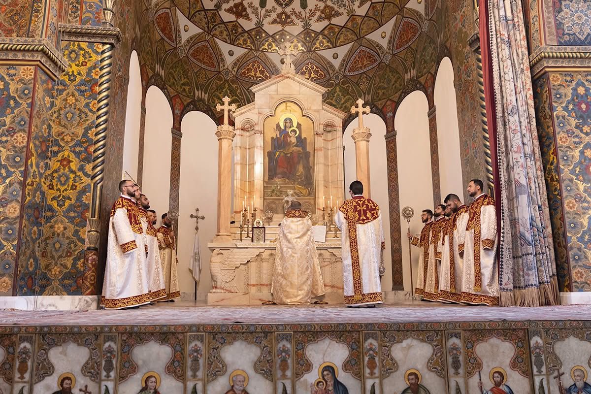 Ավագ հինգշաբթին Մայր Աթոռ Սուրբ Էջմիածնում