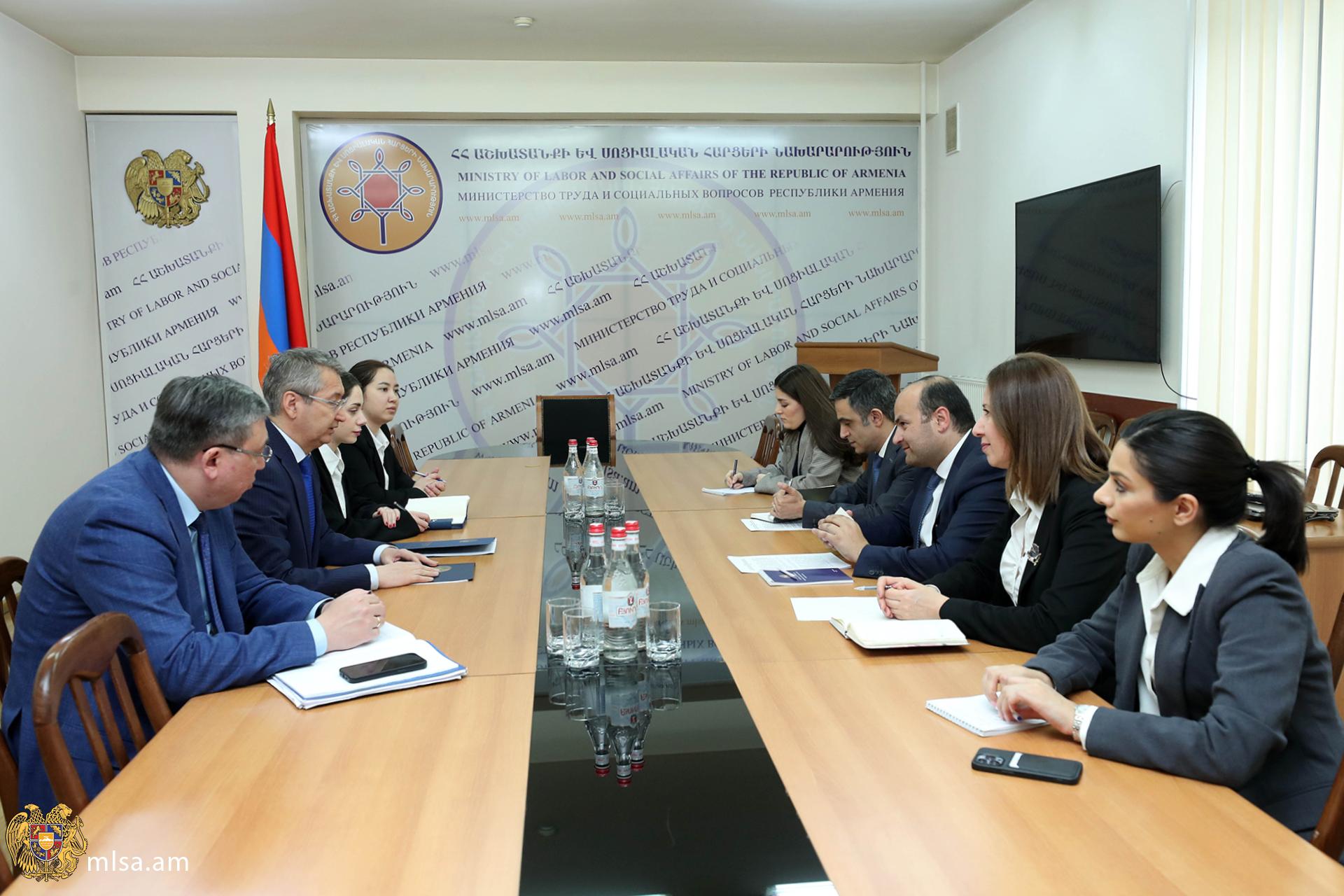 Նարեկ Մկրտչյանն ընդունել է Ղազախստանի դեսպանին