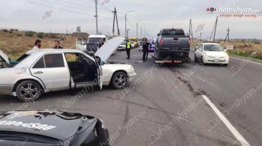 Արագածոտնում բախվել են «ԳԱԶել»-ը և «Mercedes»-ը․ կան տուժածներ