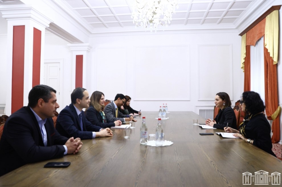 Ծովինար Վարդանյանը հանդիպել է ԱՄՀ-ի հայաստանյան առաքելության ղեկավարի գլխավորած պատվիրակությանը