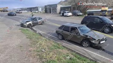 Երևան-Մեղրի ավտոճանապարհին բախվել են «Opel Vectra»-ն և «ՎԱԶ 2109»-ը․ կան վիրավորներ