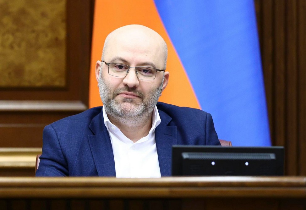 Կլինի պաշտոնական հայտարարություն․ Առուշանյանը՝ ՔՊ-ի կողմից Գյումրու քաղաքապետի թեկնածու առաջադրելու մասին հարցին