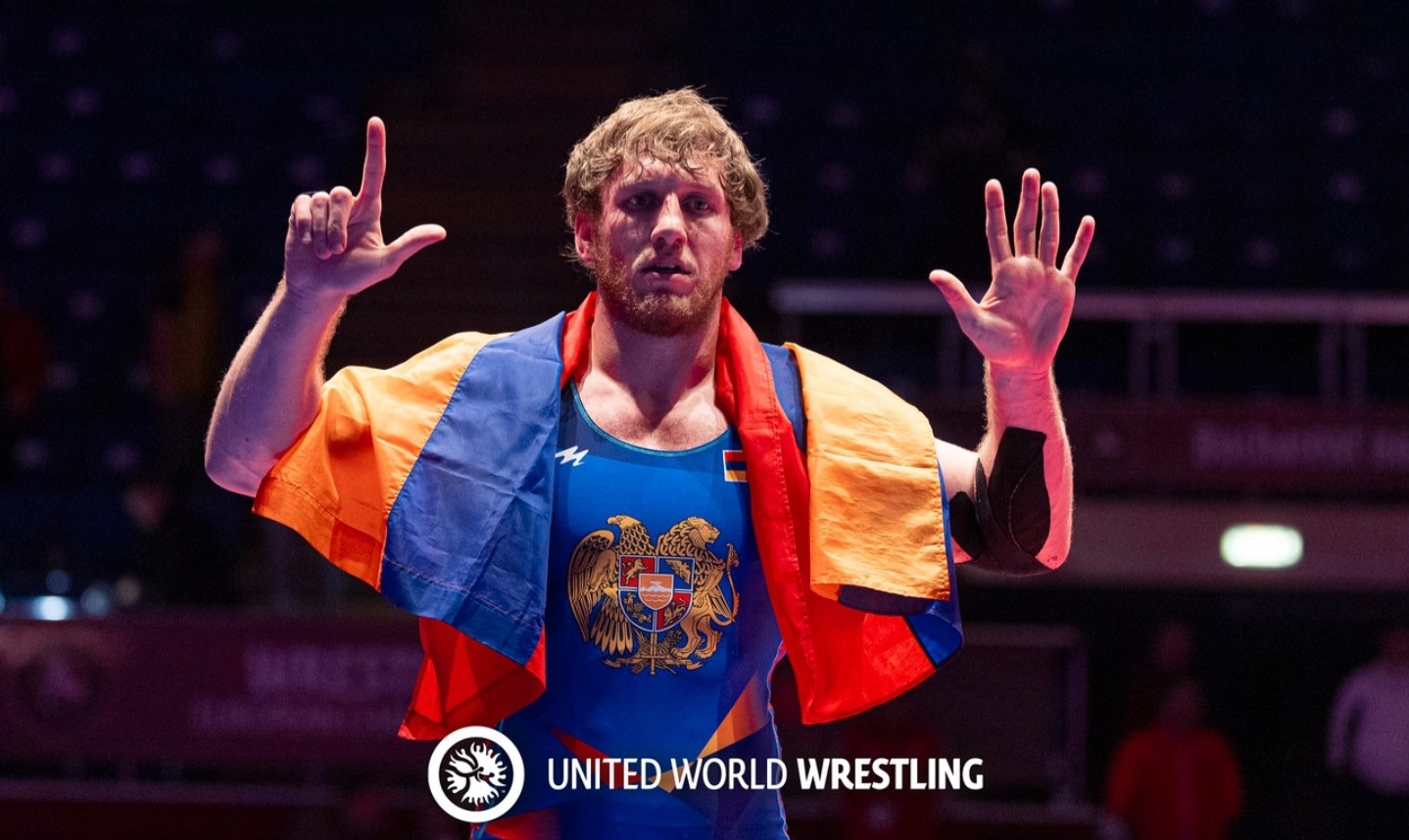 UWW-ի անդրադարձը Ալեքսանյանին և Ամոյանին