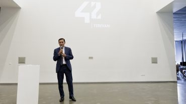 Արթուր Մարտիրոսյանը մասնակցել է «42 Երևան» ծրագրավորման միջազգային դպրոցի շրջանավարտների ավարտական միջոցառմանը