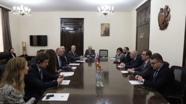 Շիրակի մարզպետն ընդունել է ԵՄ անդամ պետությունների արտակարգ և լիազոր դեսպանների՝ Վասիլիս Մարագոսի գլխավորությամբ