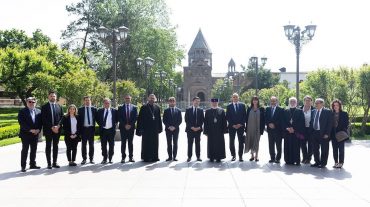 Ամենայն Հայոց Կաթողիկոսը ընդունել է Մարսելի քաղաքապետի գլխավորած պատվիրակությանը