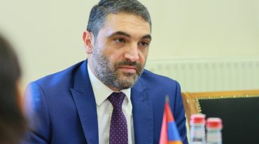 Հակոբ Սիմիդյանը հանդիպել է Հայաստանում Հնդկաստանի դեսպանի հետ