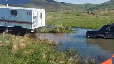 Փրկարարներն արգելափակումից դուրս են բերել ավտոմեքենան