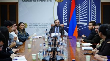 Գևորգ Պապոյանն ընդունել է «Յովիան» երիտասարդական միավորման ներկայացուցիչներին