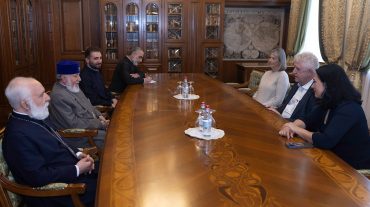 Ամենայն Հայոց Կաթողիկոսն ընդունել է Շվեյցարիայի խորհրդարանի Ազգային խորհրդի պատգամավոր Էրիխ Ֆոնտոբելին