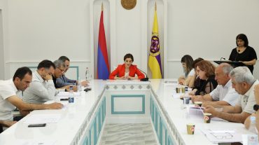 Վաղարշապատի համայնքապետ Դիանա Գասպարյանը ավագանու նիստի ժամանակ հայտնել է պաշտոնաթողության մասին
