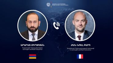 Արարատ Միրզոյանը հեռախոսազրույց է ունեցել Ֆրանսիայի Հանրապետության Եվրոպայի և արտաքին գործերի նախարար Ժան-Նոել Բարոյի հետ