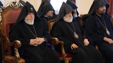Մայր Աթոռում տեղի է ունեցել շքանշանի հանձնման արարողություն