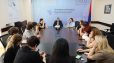 Արտակ Ջումայանը հանդիպել է Արագածոտնի մարզի բժշկական կենտրոնների և ամբուլատորիաների ղեկավարների ու ընտանեկան բժիշկների հետ