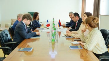 ՏԿԵ նախարարը Ֆրանսիայի Սենատի ներկայացուցչի հետ անդրադարձել է իրականացվող և նախատեսված համատեղ ծրագրերին
