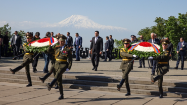 Հաղթանակի և խաղաղության տոնի առթիվ Ալեն Սիմոնյանն այցելել է «Հաղթանակ» զբոսայգի