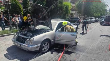 Երևանում հրդեհ է բռնկվել «Mercedes»-ում